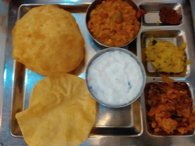 Saravanaa Bhavan Food Photo 10