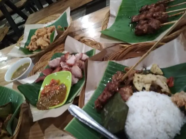 Gambar Makanan Warung Bu Komang 6