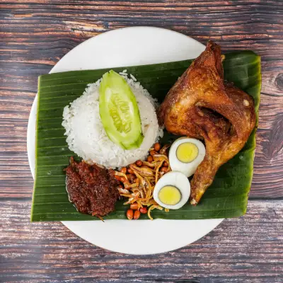 Nasi Lemak Juna