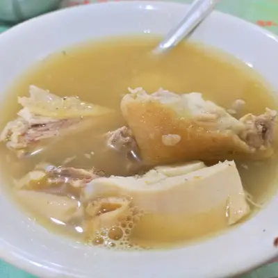 Sop Ayam Pak Min Klaten