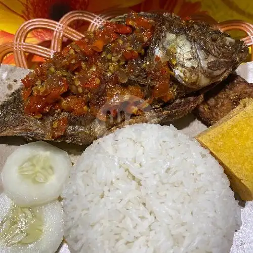 Gambar Makanan Ayam Geprek Pedes Dower 14