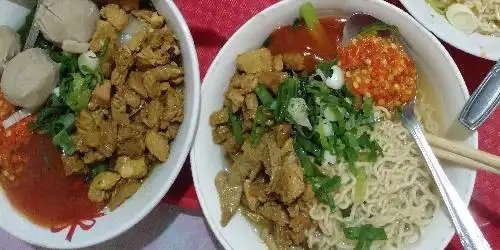 Mie Ayam Bakso Bulbul 154L, Cipondoh