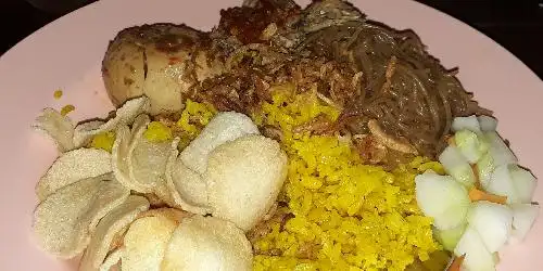 Nasi Kuning Manado 'DM', Gunung Lompobattang