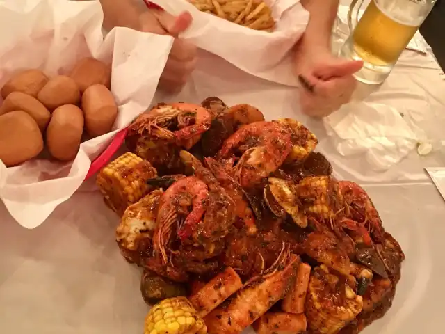 Crab & Lobster (Seafood Oyster Bar) Food Photo 14