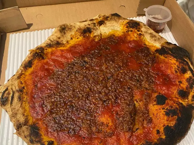 Gambar Makanan Solo Pizza 4