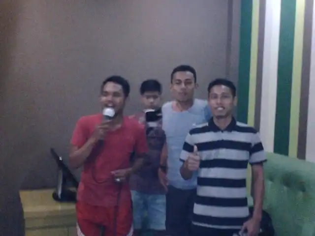 Gambar Makanan Fantasy Karaoke 3