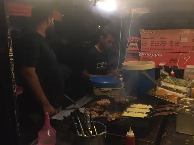 Street Grill Burger (Burger Bakar Penang) Food Photo 12