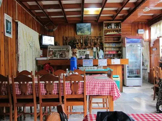 Uyami's green View Lodge & Restaurant Food Photo 2