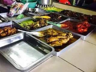 Kedai Makan Kak Ah Nasi Berlauk Food Photo 2