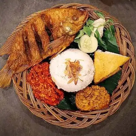 Gambar Makanan Ayam Rempah Papadi, Denpasar 11