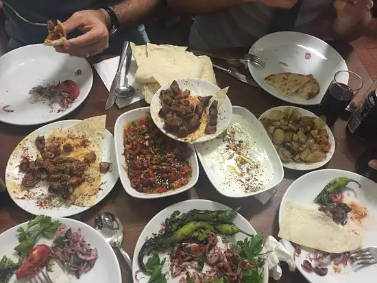 Adana Ocakbaşı'nin yemek ve ambiyans fotoğrafları 6