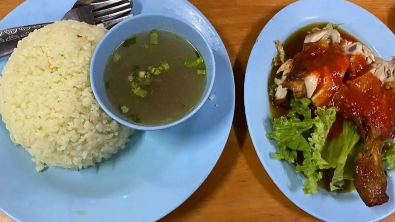 Gerai Nasi Ayam Mak Esah