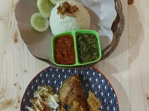 Pecel Ayam Kremes Ade Abang, Raden Saleh