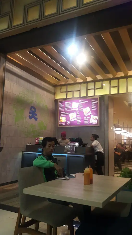 Gambar Makanan Solaria 7