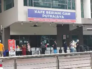 Kafe Beriani Gam Putra-Jaya cawangan desa pinggiran putra