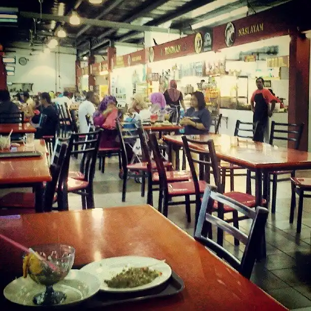 Medan Selera Anjung Food Photo 3