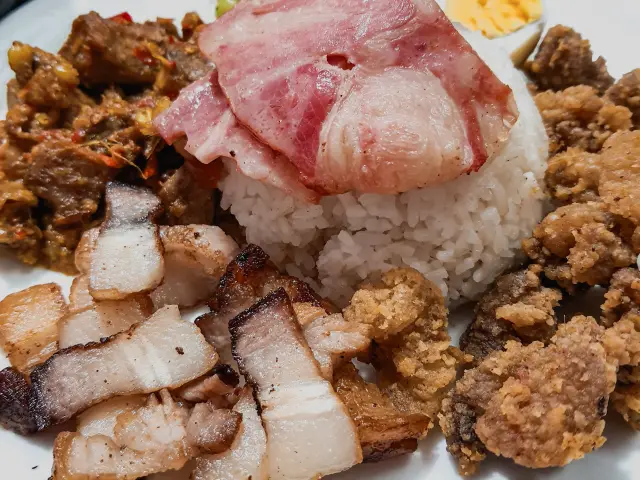 Gambar Makanan Nasi Campur Emanuel 3