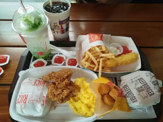 Gambar Makanan McDonald's 9