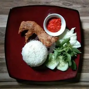 Gambar Makanan Ayam Goreng Kremes Mahkota 19