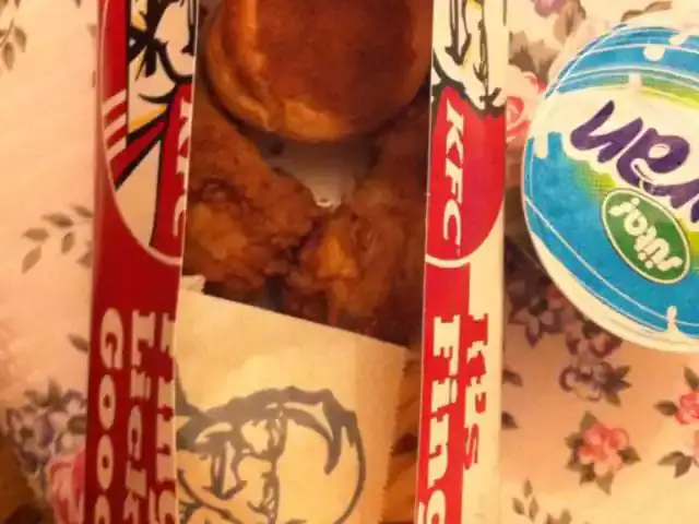 KFC Kentucky Fried Chicken'nin yemek ve ambiyans fotoğrafları 24