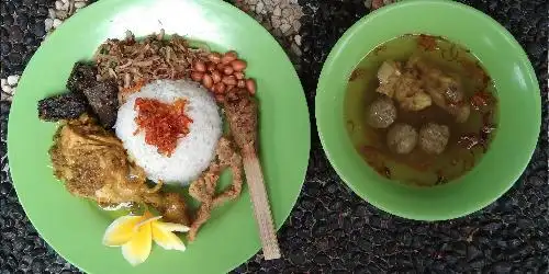 Warung Bu Dewik Kapsul