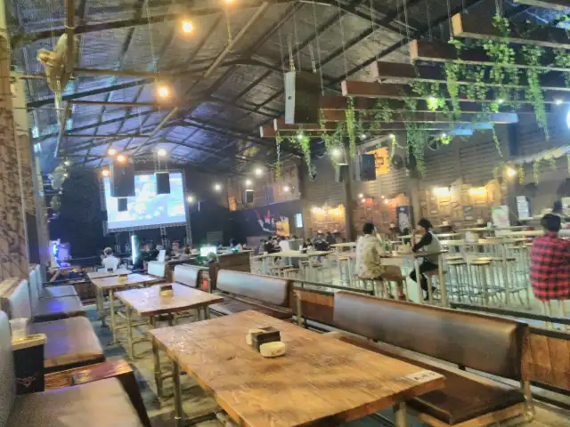 Gambar Makanan St. Bier Bar & Kitchen 1