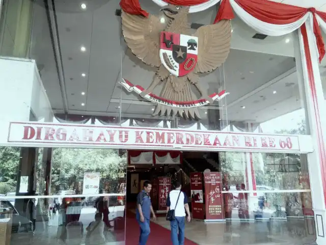 Gambar Makanan Ballroom Restoran Nelayan Ancol 3