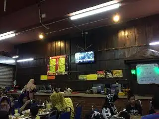 Brahim Tomyam Pok Tek Taman Meru 2C