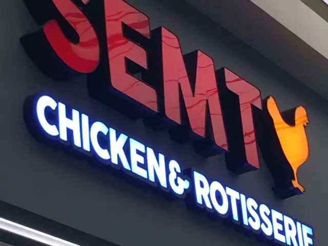Semt Chicken & Rotisserie'nin yemek ve ambiyans fotoğrafları 34