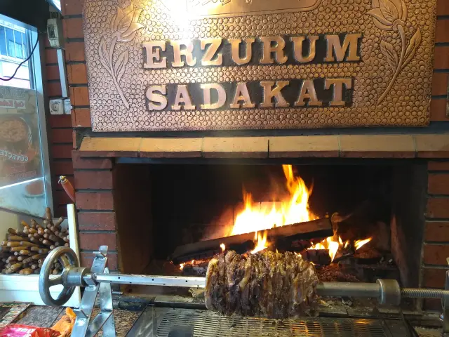 Erzurum Sadakat Cağ Kebap'nin yemek ve ambiyans fotoğrafları 9