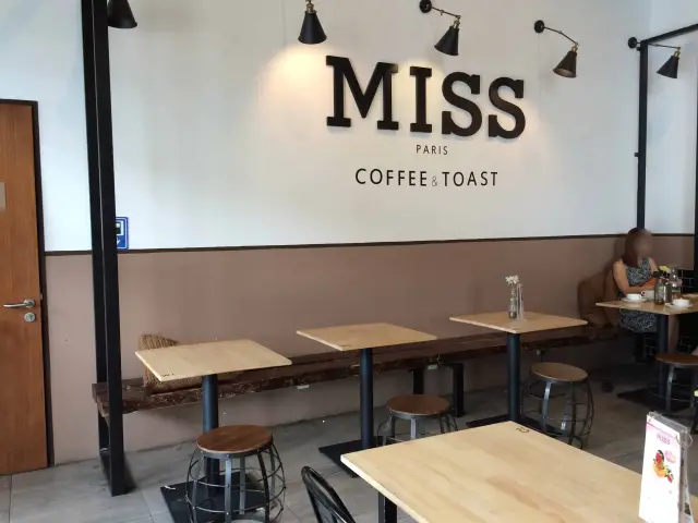 MISS Coffee & Toast Food Photo 9