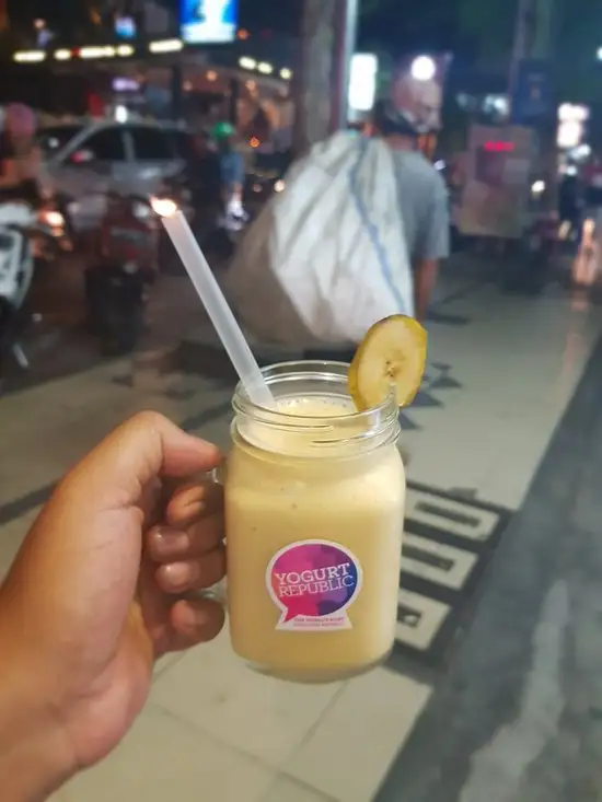 Gambar Makanan Yogurt Republick Seminyak 14