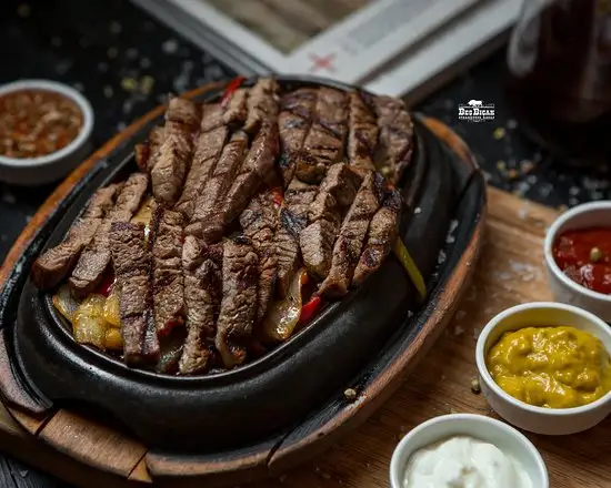 Beş Bıçak Steak House - Kasap'nin yemek ve ambiyans fotoğrafları 5