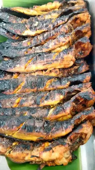 Sinar Arisha Ikan Bakar ( Tmn Orkid, Sg. Siput ( U ), Perak )