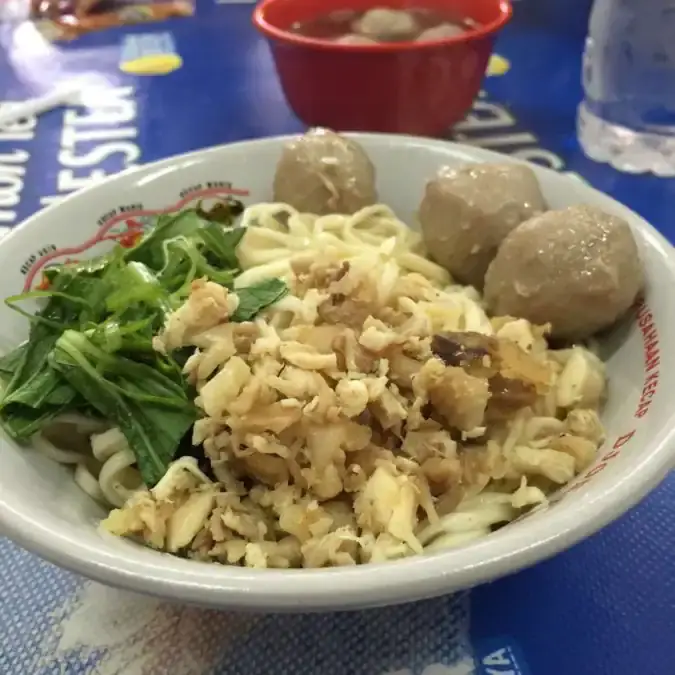 Bakmi Tasik