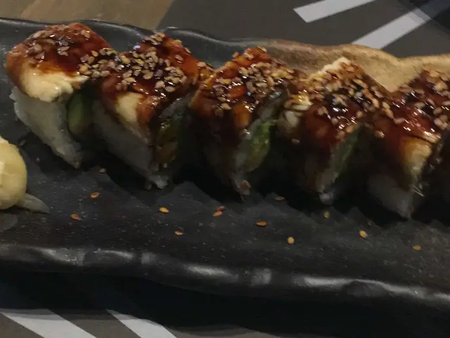 Yakuza Asian & Sushi'nin yemek ve ambiyans fotoğrafları 68