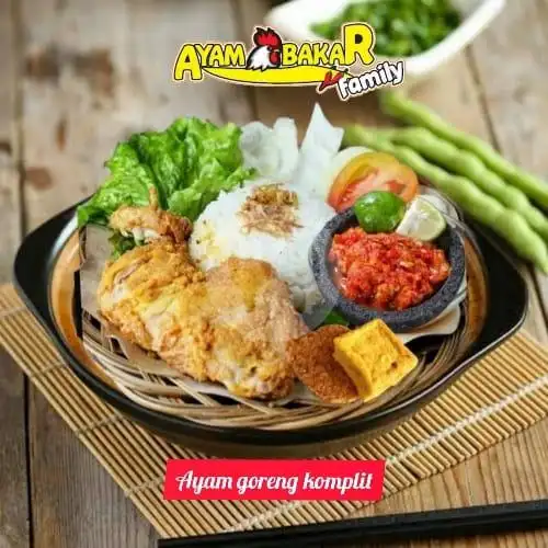 Gambar Makanan Ayam Bakar Family, Slipi 5