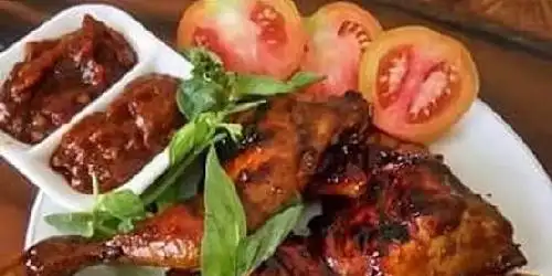 Ayam Bakar Mbah Slamet, Kramat