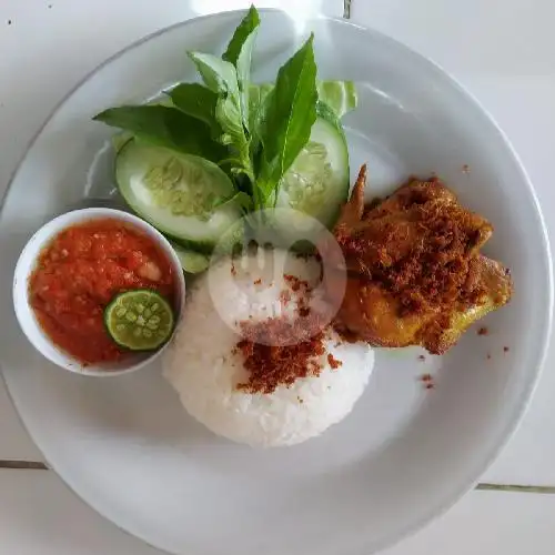 Gambar Makanan Ayam Goreng Rempah Kalasan Sanur 12