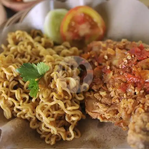 Gambar Makanan Ayam Geprek Crispy Om Aan, Radial 6