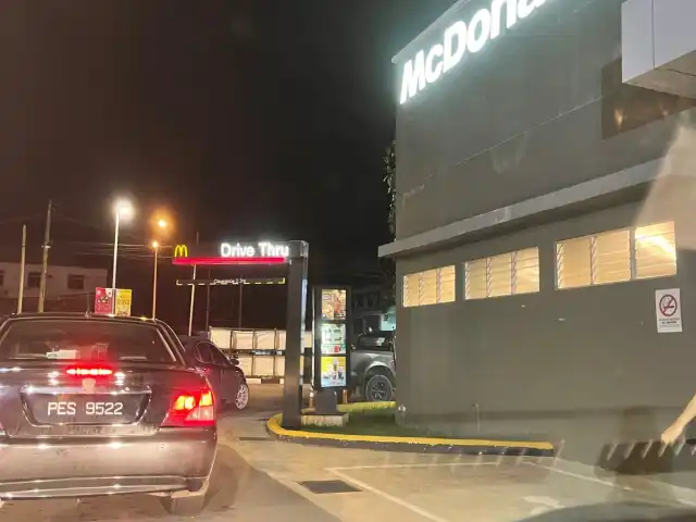 McDonald’s & McCafe Drive-Thru Food Photo 13