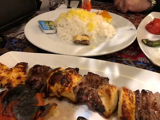 Reyhun Iran Restaurant'nin yemek ve ambiyans fotoğrafları 22