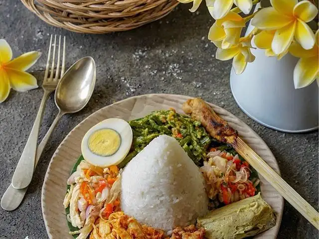 Gambar Makanan Warung Meme Khas Bali 1