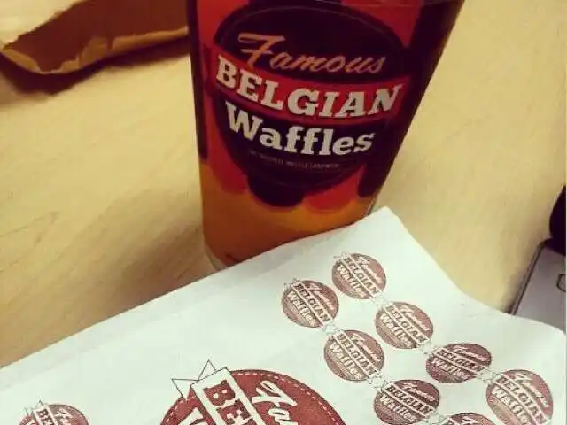Famous Belgian Waffles Food Photo 6