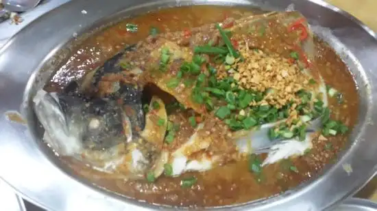 Hua Wang Steamed Fish Head Food Photo 2