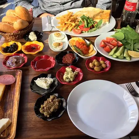 Cafe Firuz'nin yemek ve ambiyans fotoğrafları 3