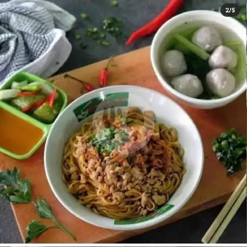 Gambar Makanan Baso Mie Ayam Cipta Rasa 4