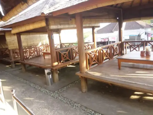 Warung Sembilan