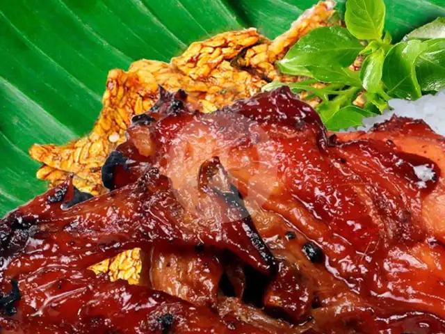 Gambar Makanan Ayam Goreng Lombok Ijo & Ayam Bakar, DI Panjaitan 19