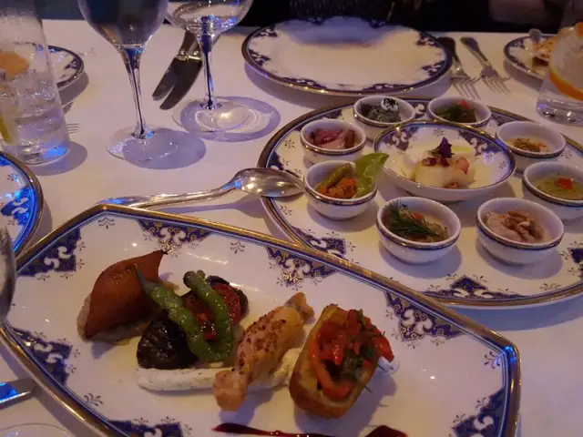 Tuğra Restaurant'nin yemek ve ambiyans fotoğrafları 54